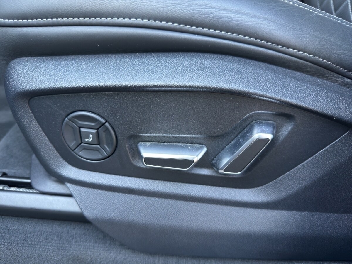 Image about Audi SQ7 competition plus TFSI quattro tiptronic