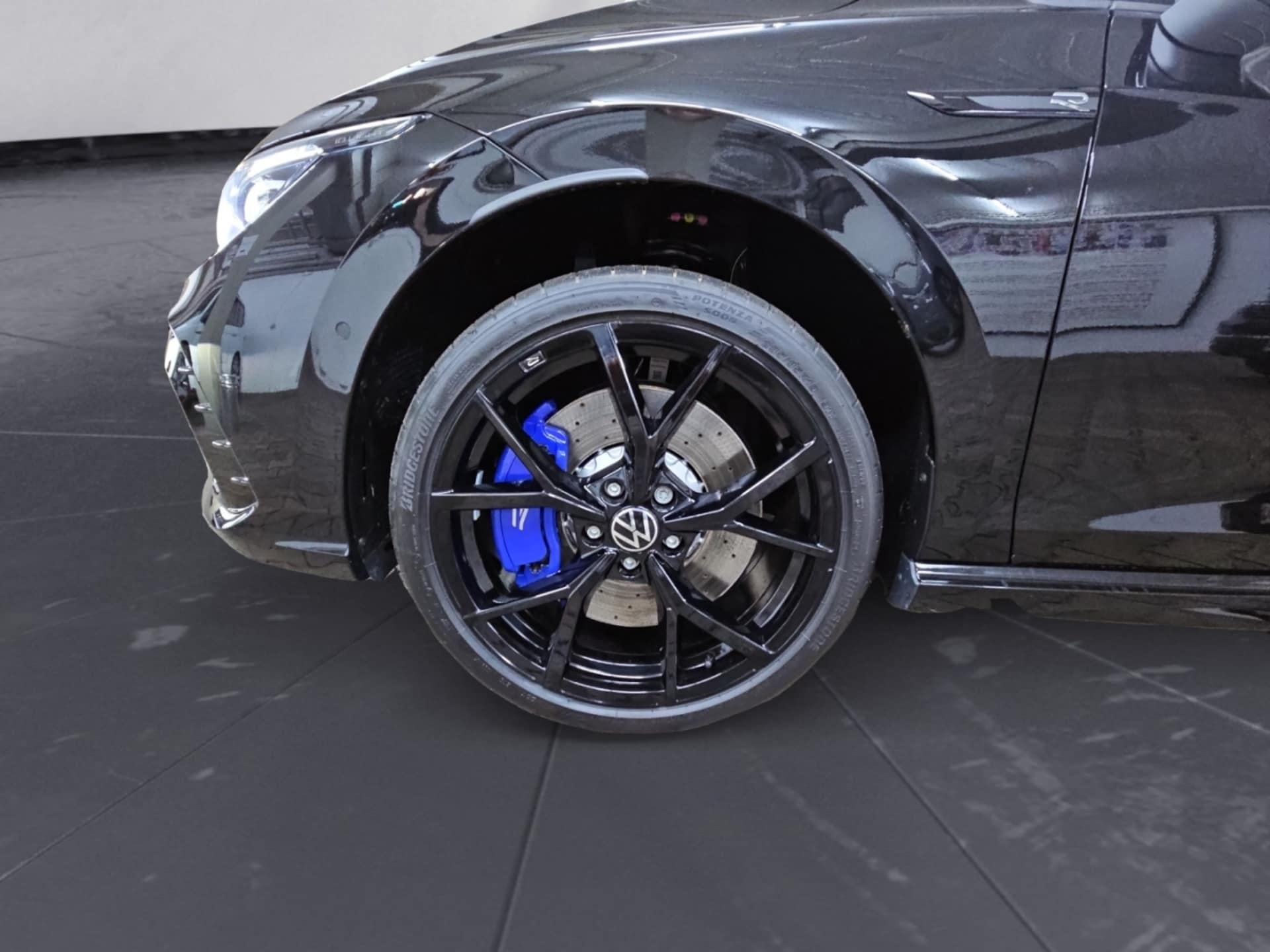 Volkswagen Golf R