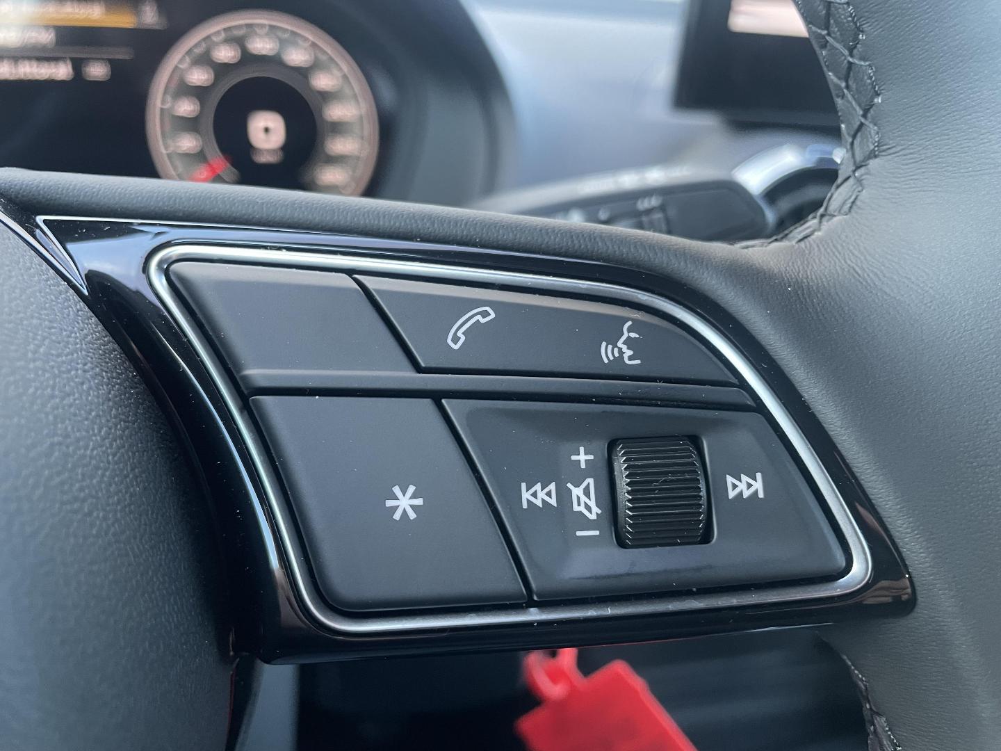 Image about Audi Q2 Design 35 TFSI 110 kW (150 ch) S tronic