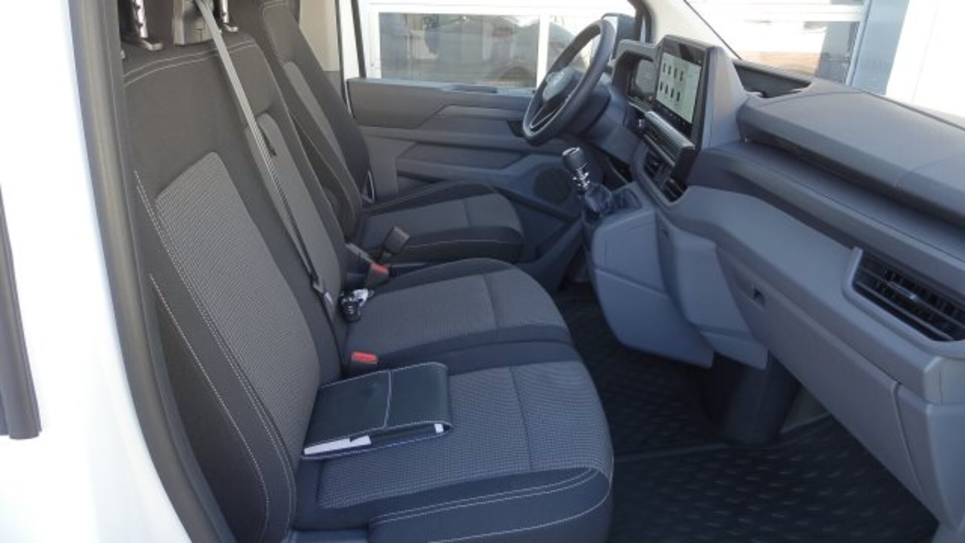 Volkswagen Transporter Kasten langer Radstand