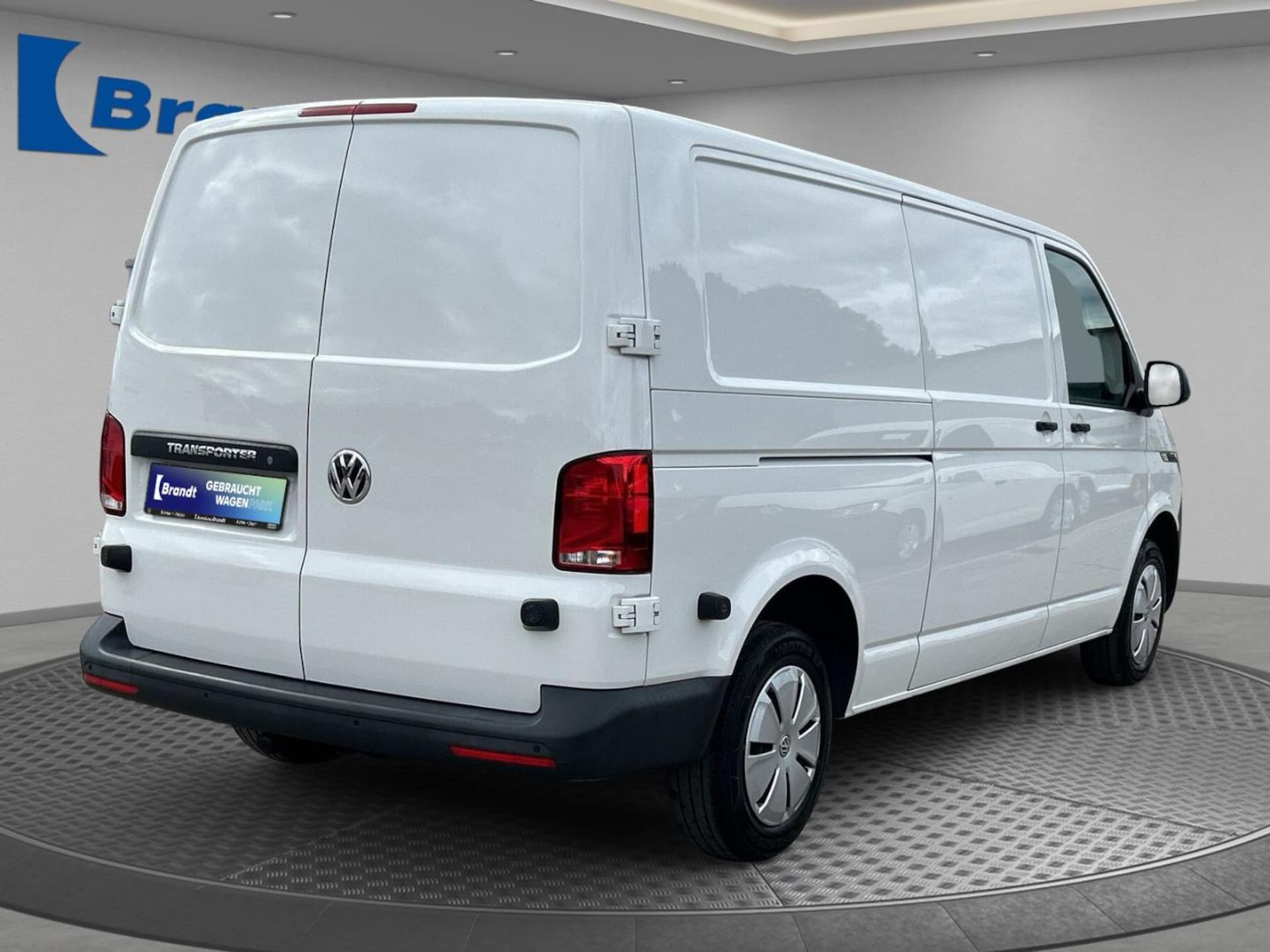 Volkswagen T6.1 Transporter Kasten langer Radstand