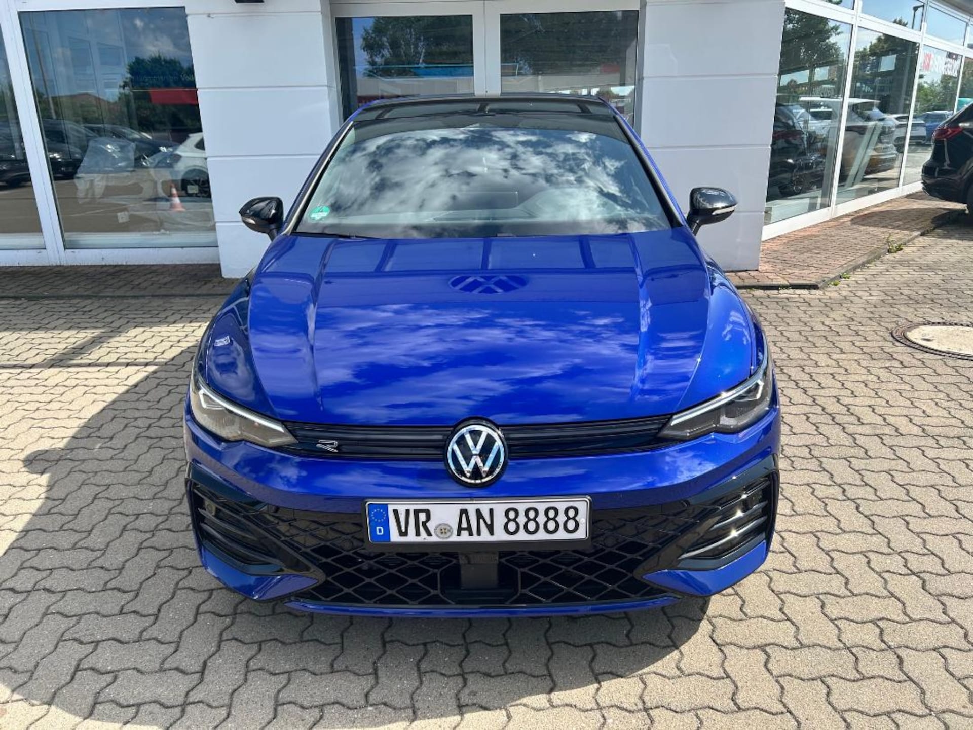 Volkswagen Golf R-Line