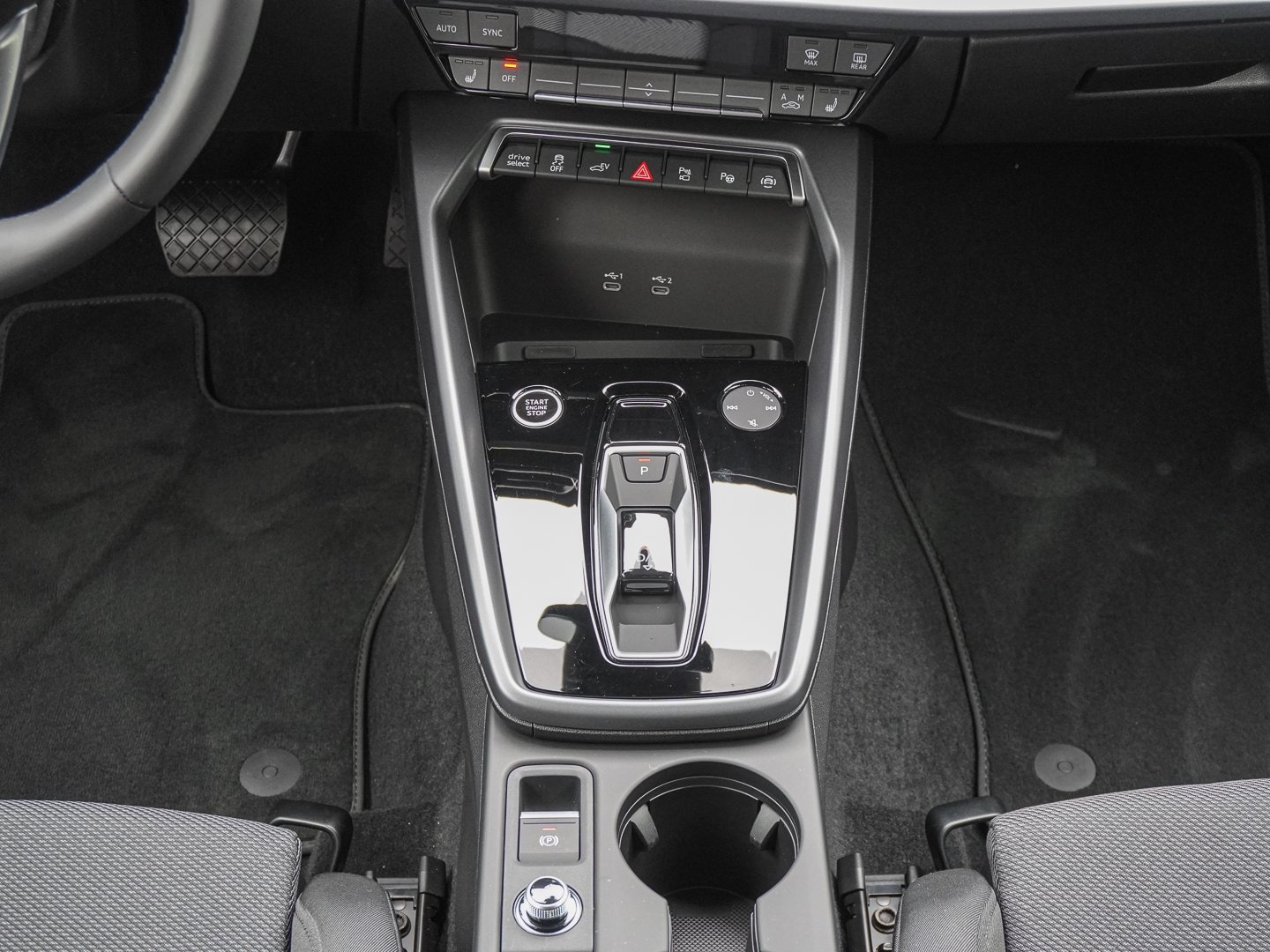 Bild über Audi A3 Sportback TFSI e advanced 40 TFSI e S tronic - für weitere Informationen kontaktieren Sie den Audi Partner