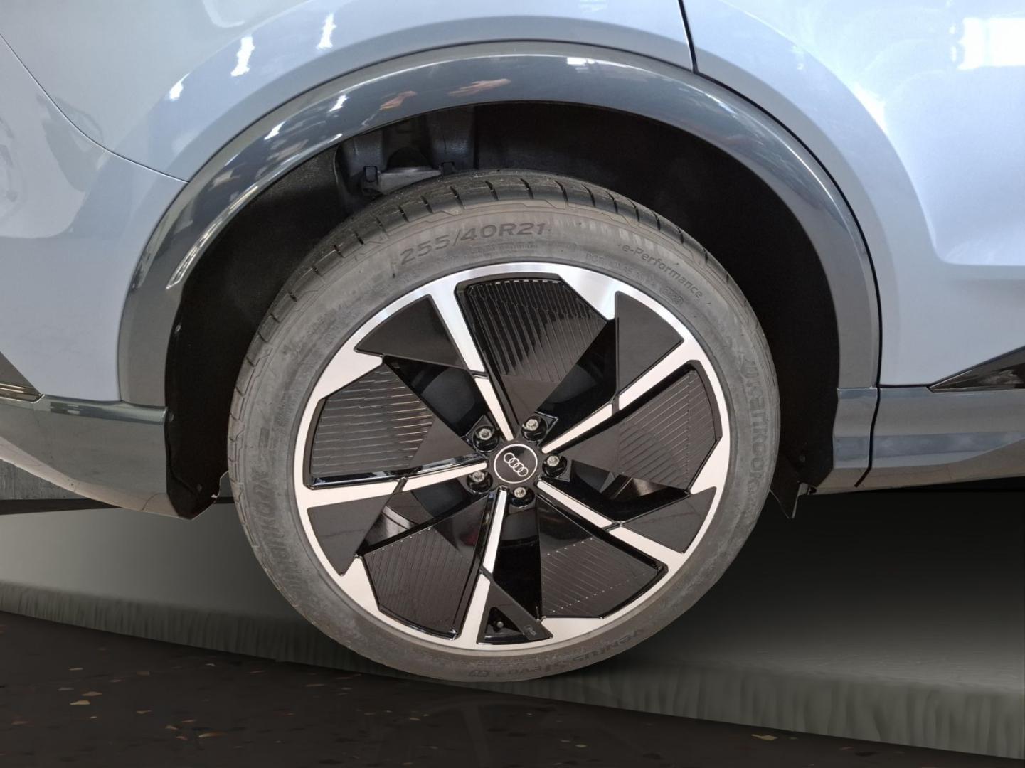 Image about Audi Q4 e-tron 55 e-tron quattro
