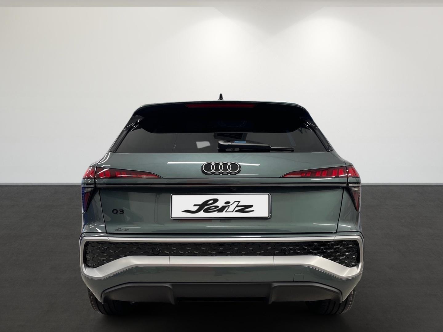 Bild über Audi Q3 SUV TFSI 110 kW S tronic - für weitere Informationen kontaktieren Sie den Audi Partner