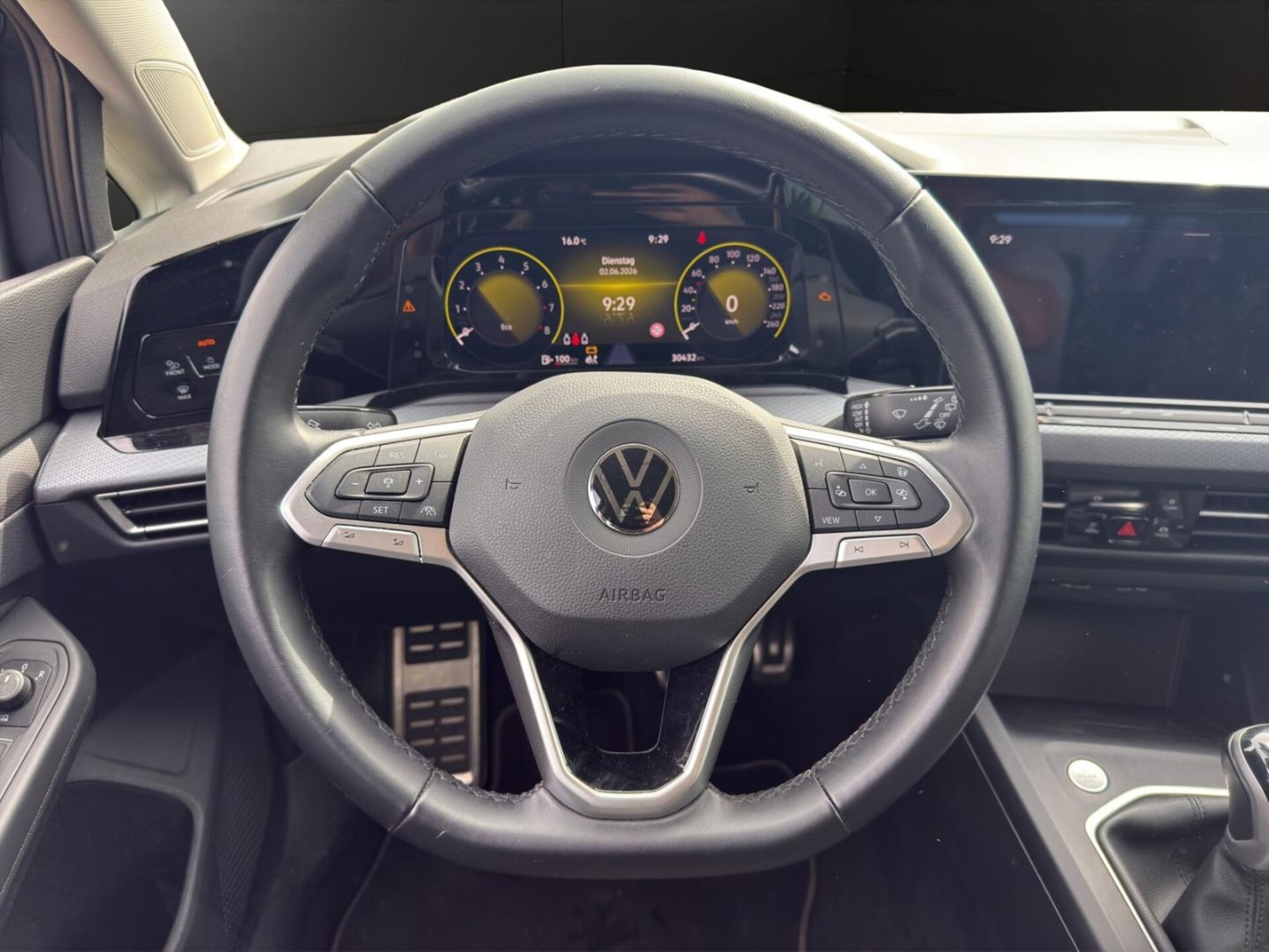 Volkswagen Golf Active