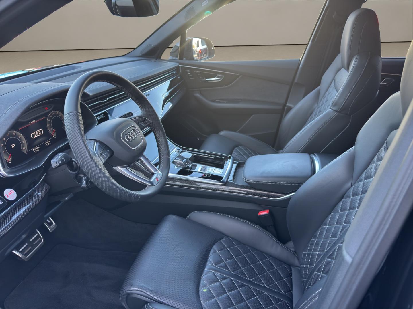 Image about Audi SQ7 competition plus TFSI quattro tiptronic