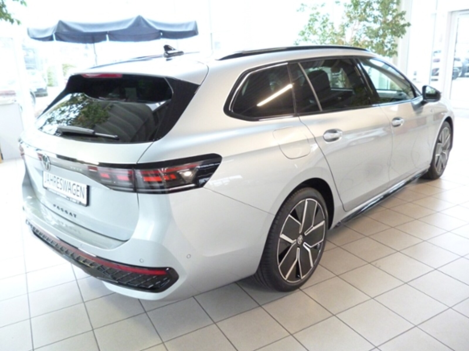 Volkswagen Passat – Bild 4