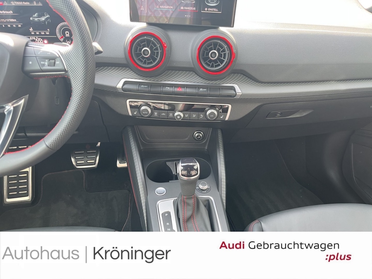Bild über Audi Q2 S line 35 TFSI S tronic - für weitere Informationen kontaktieren Sie den Audi Partner