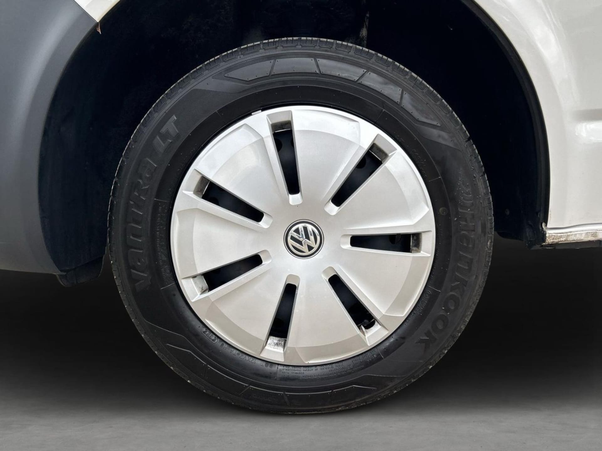 Volkswagen T6.1 Transporter Kasten langer Radstand