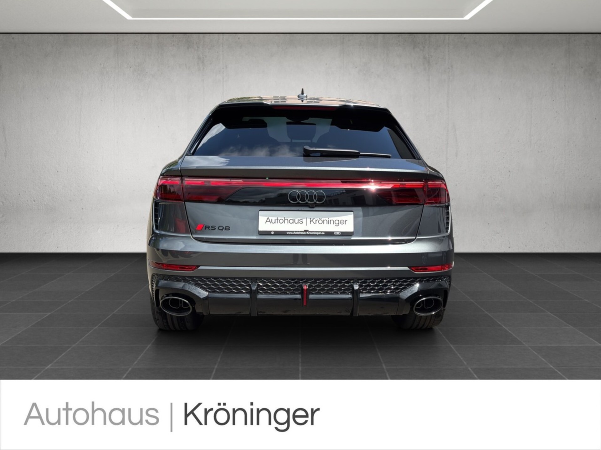 Audi RS Q8 SUV performance