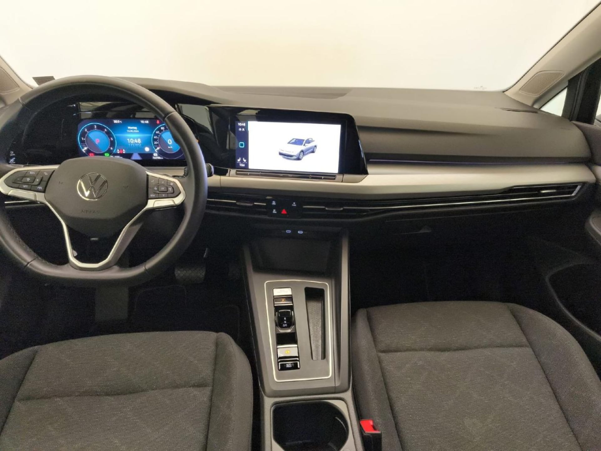 Volkswagen Golf Variant Life