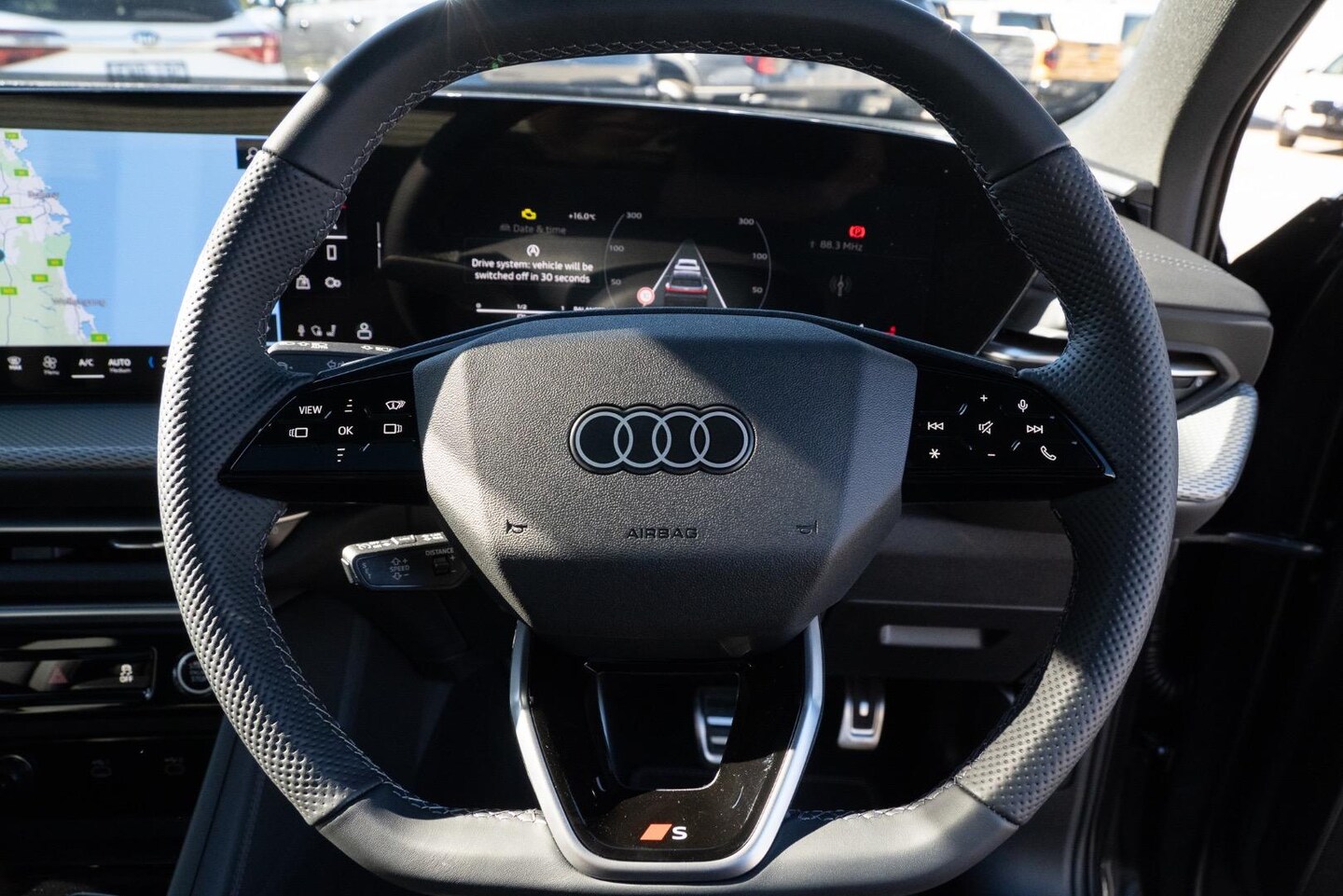 Image about Audi Q5 SUV TDI quattro 150 kW sport