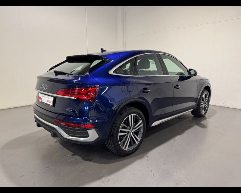 Immagine di Audi Q5 Sportback S line plus 40 TDI quattro 150 kW (204 CV) S tronic - Vista: for more details contact your dealer