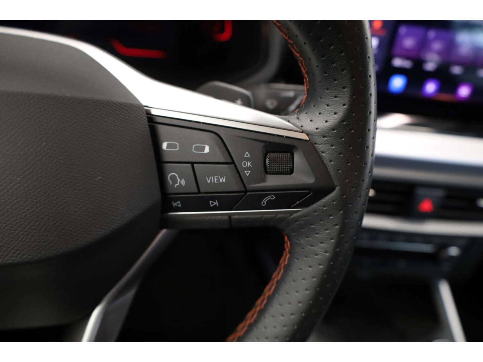 SEAT Arona FR