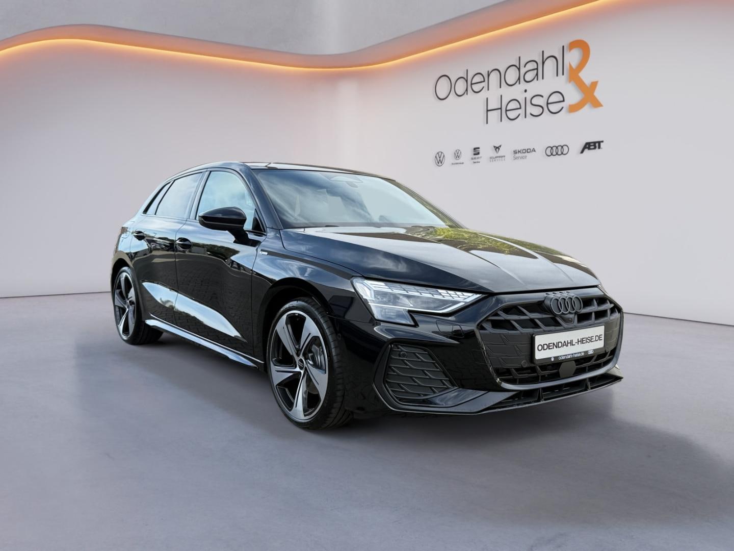 Bild über Audi A3 Sportback S line TFSI quattro 150 kW S tronic - für weitere Informationen kontaktieren Sie den Audi Partner