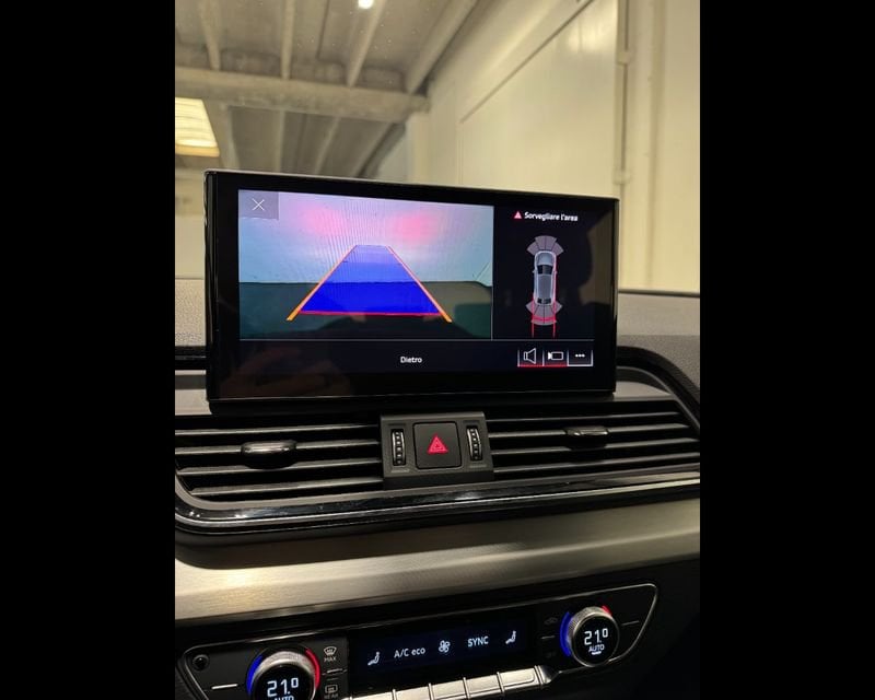 Immagine di Audi Q5 Sportback S line plus 40 TDI quattro 150 kW (204 CV) S tronic - Vista: for more details contact your dealer