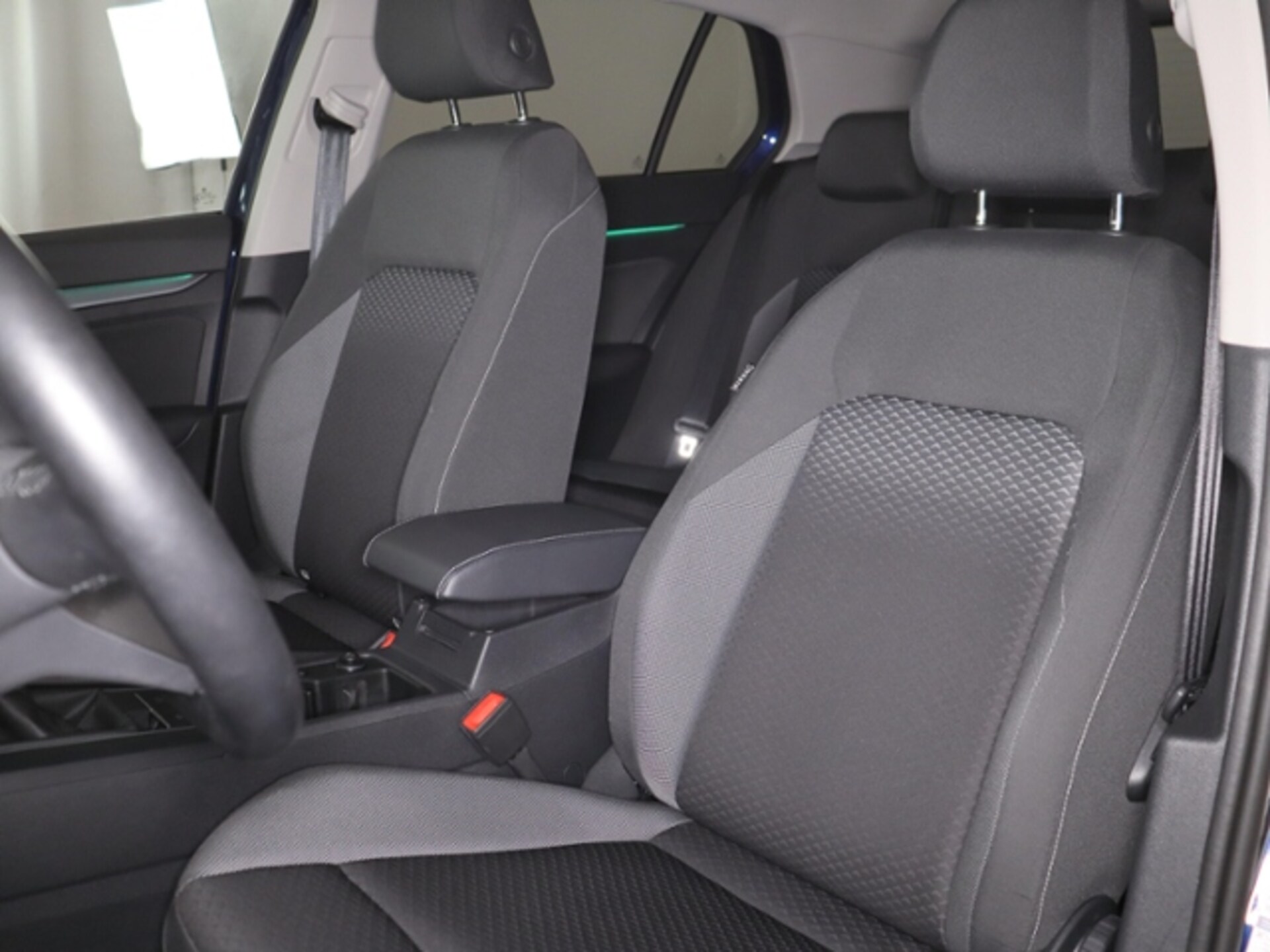 Volkswagen Golf Active