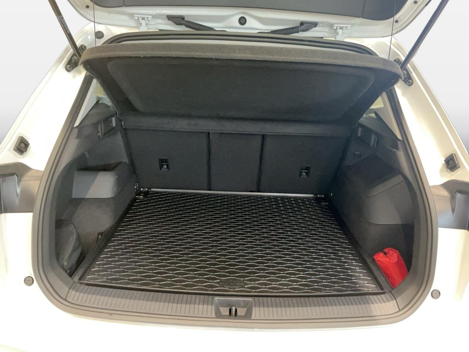 Volkswagen Tiguan – Bild 12