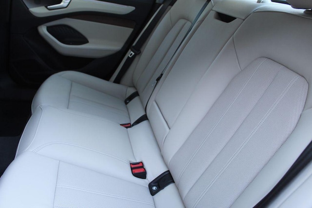 2026 Audi A6 Premium Plus - Photo 19