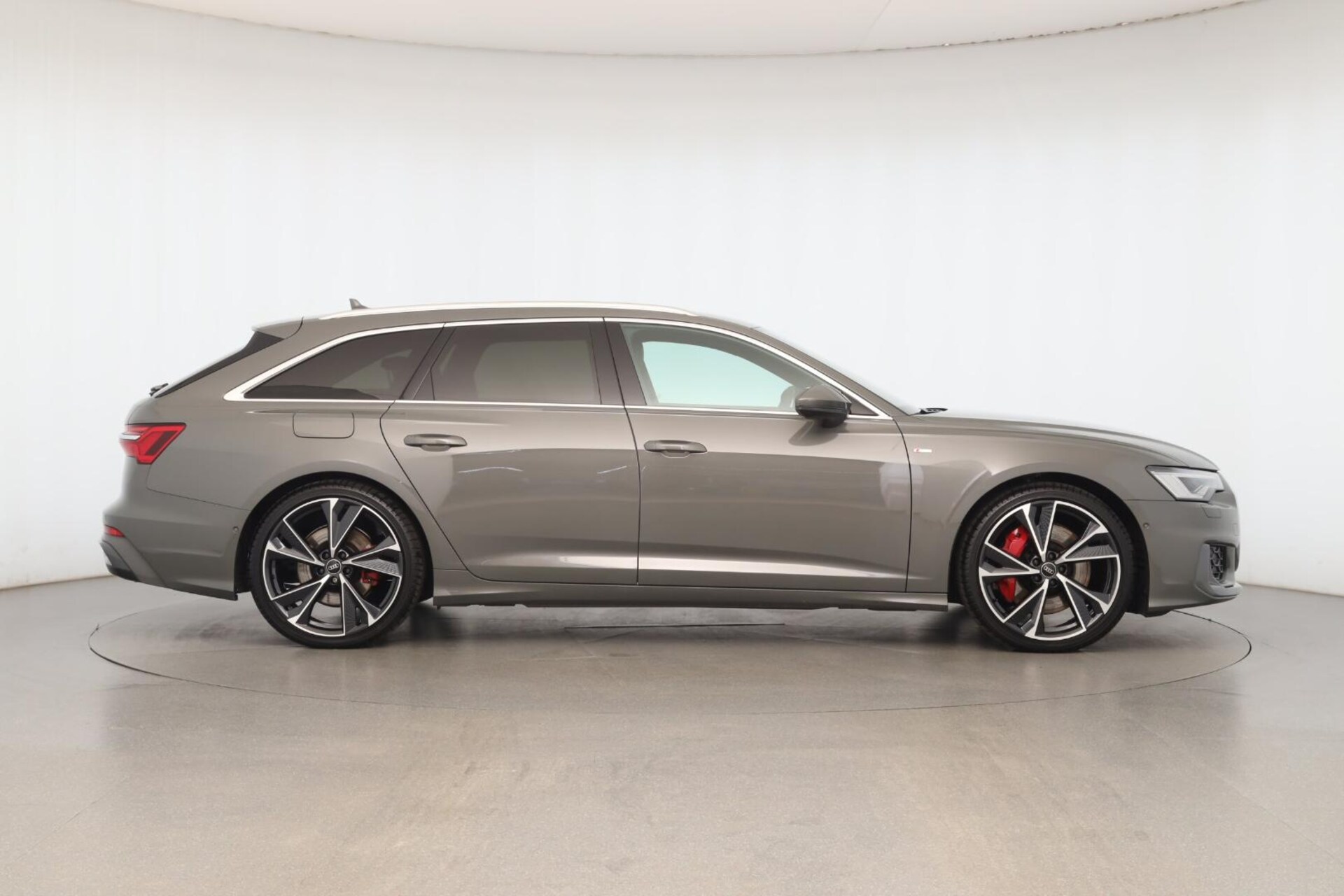 Audi A6 Avant TFSI e Design
