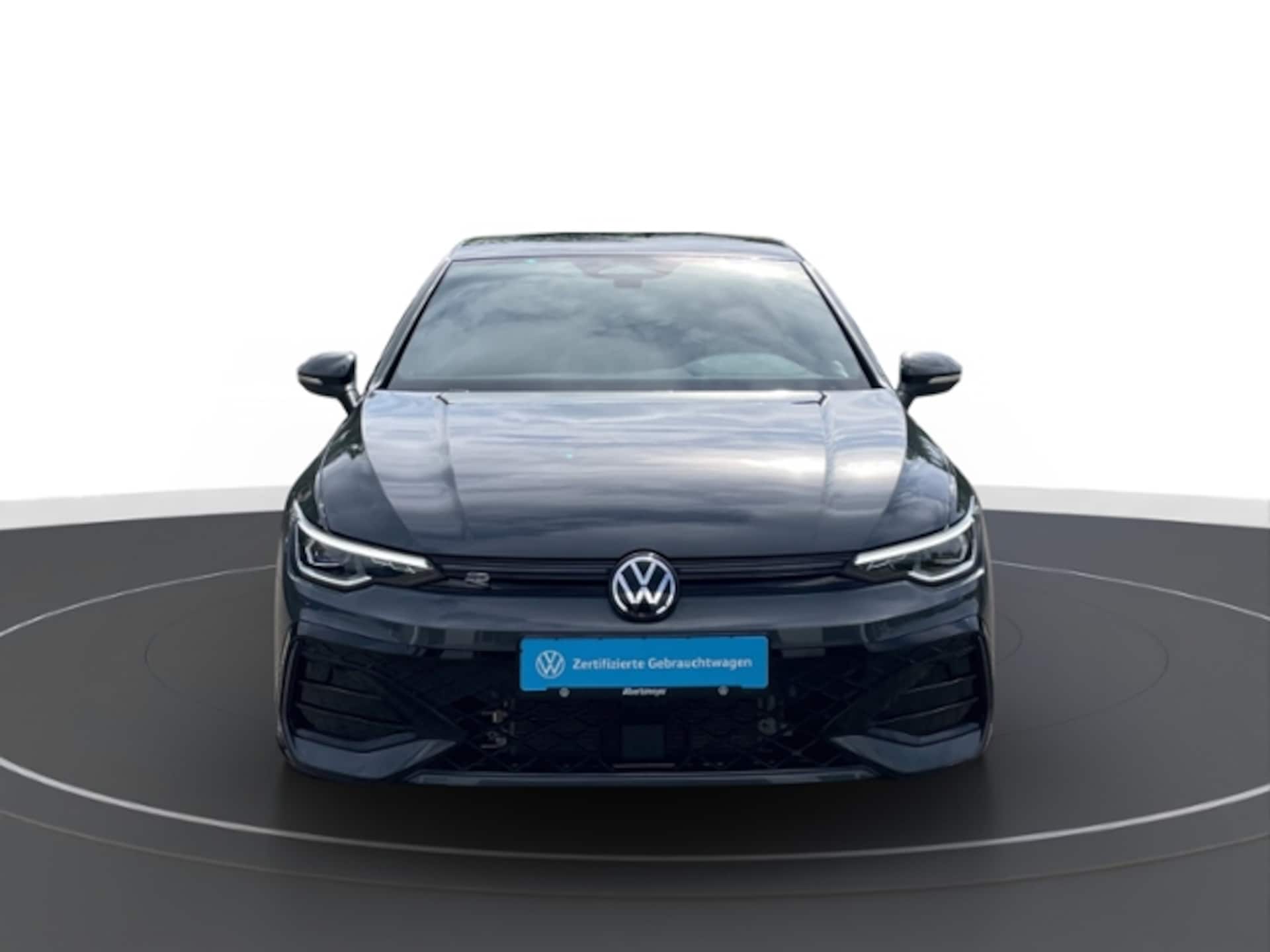 Volkswagen Golf R-Line