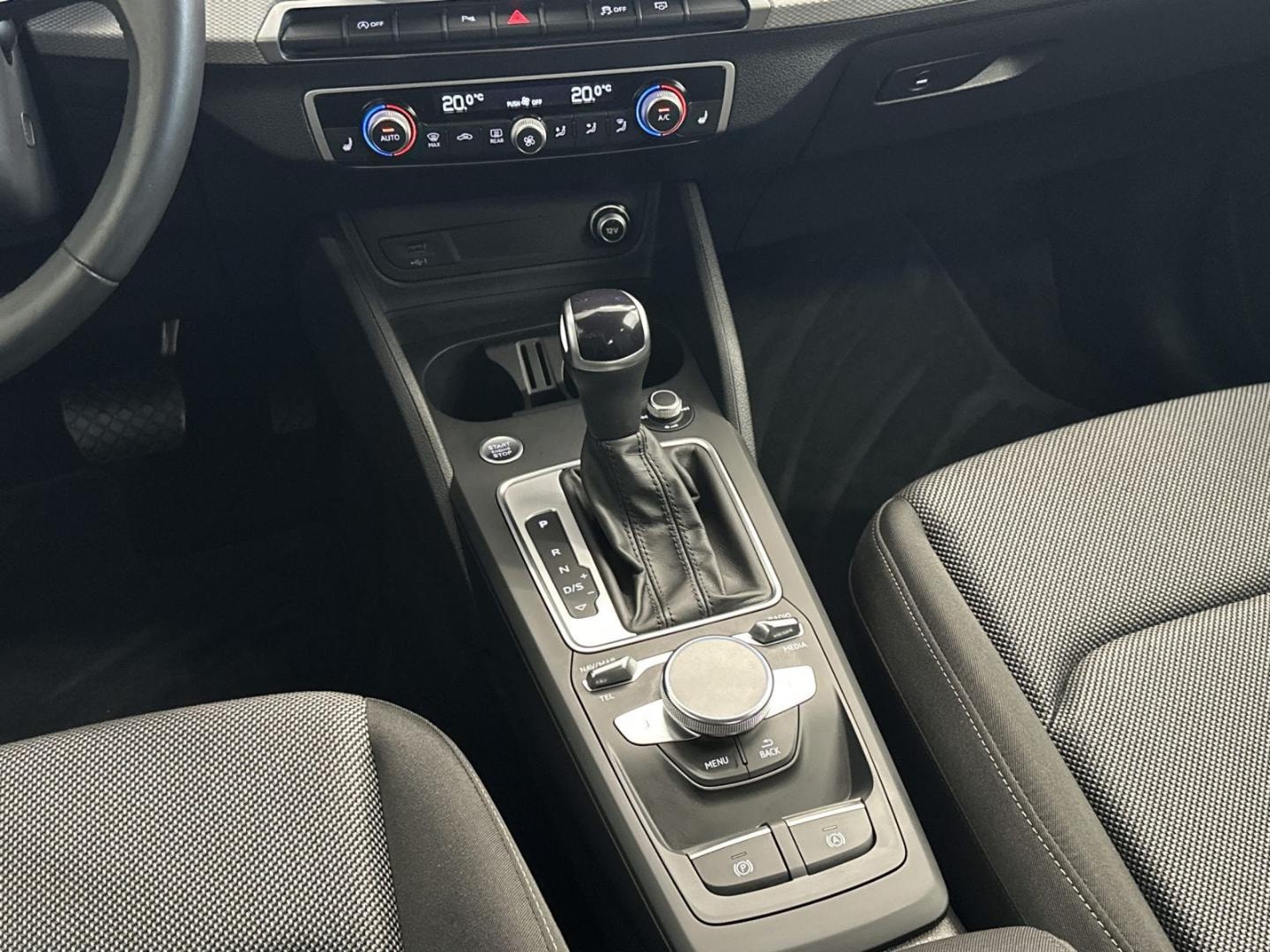 Bild über Audi Q2 S line 35 TFSI S tronic - für weitere Informationen kontaktieren Sie den Audi Partner