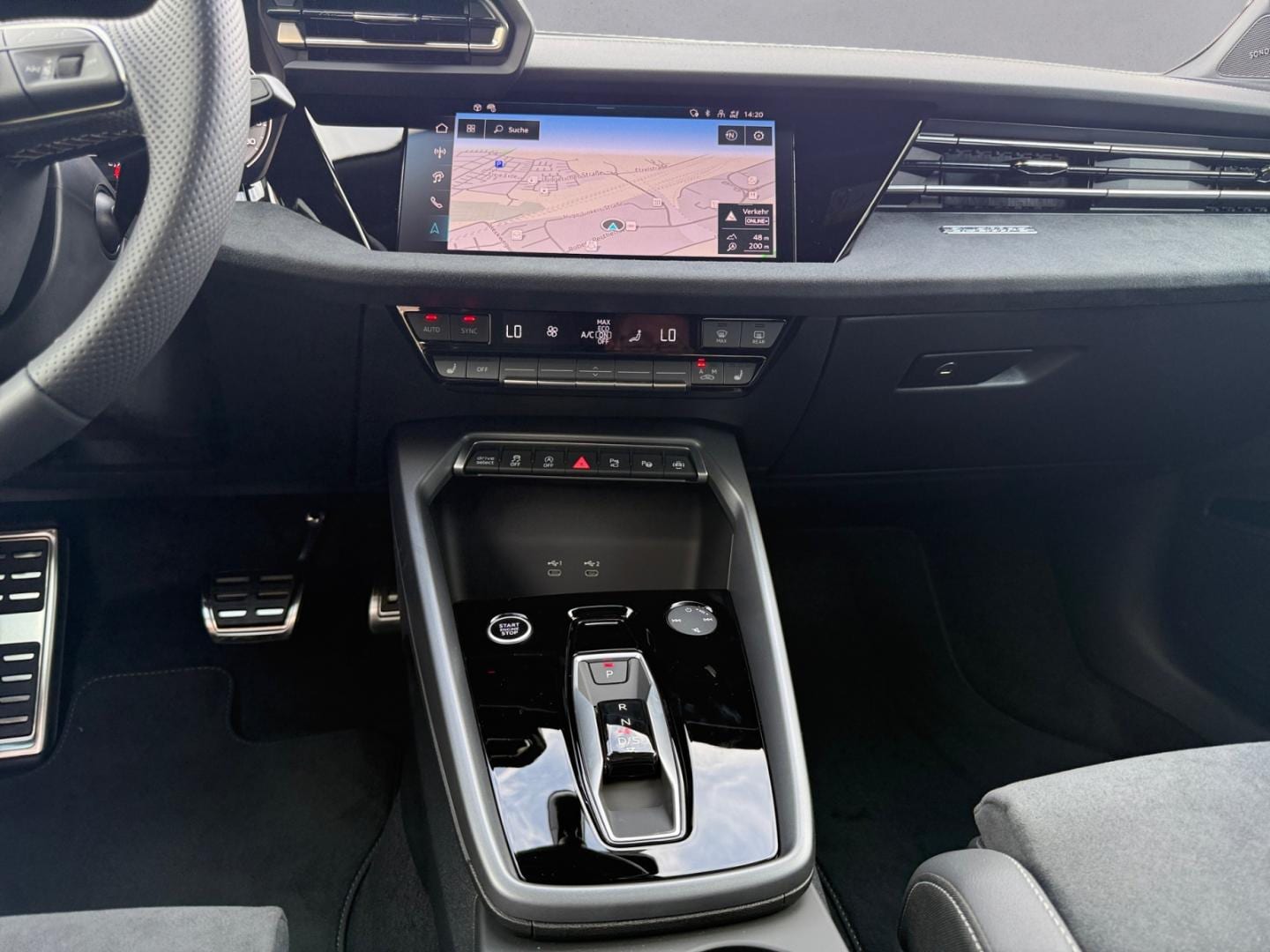 Bild über Audi A3 Sportback S line TFSI quattro 150 kW S tronic - für weitere Informationen kontaktieren Sie den Audi Partner