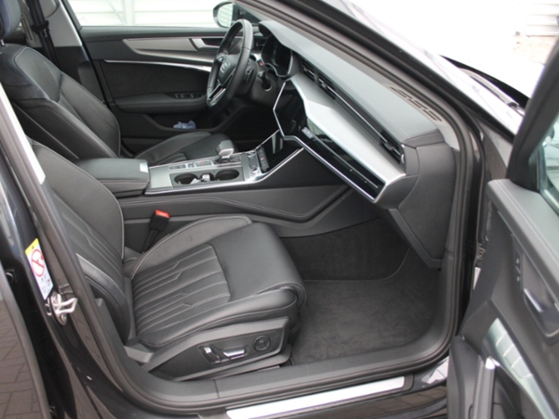 Audi A6 Avant TFSI e Design