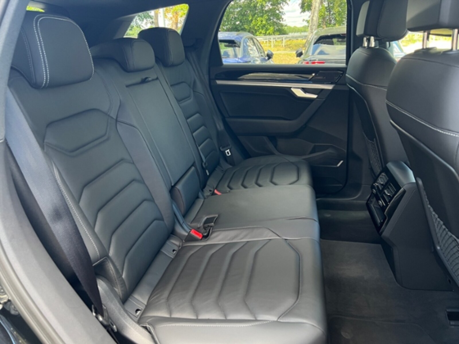 Volkswagen Touareg – Bild 10