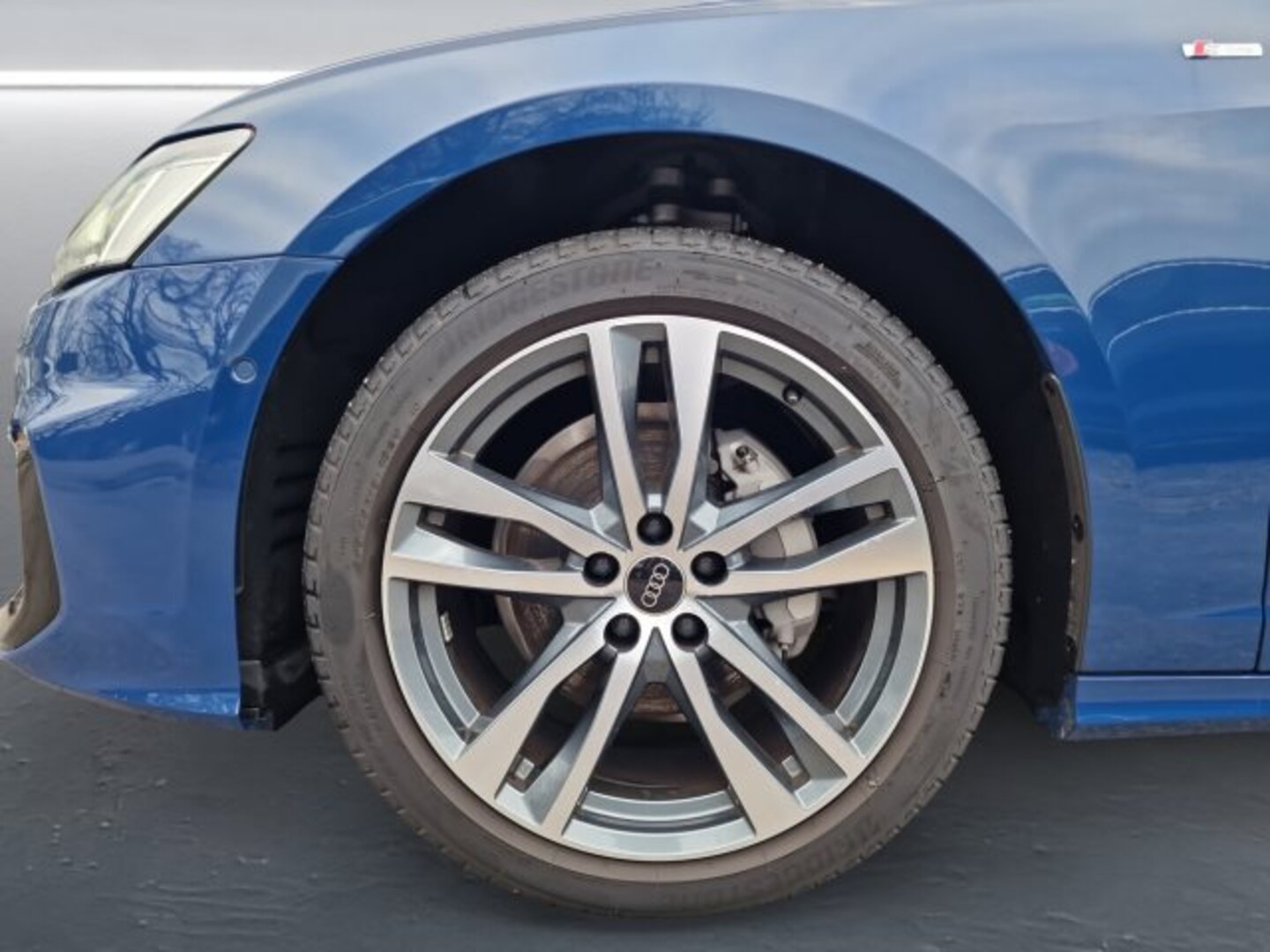 Bild über Audi A6 Avant S line 40 TDI S tronic - für weitere Informationen kontaktieren Sie den Audi Partner