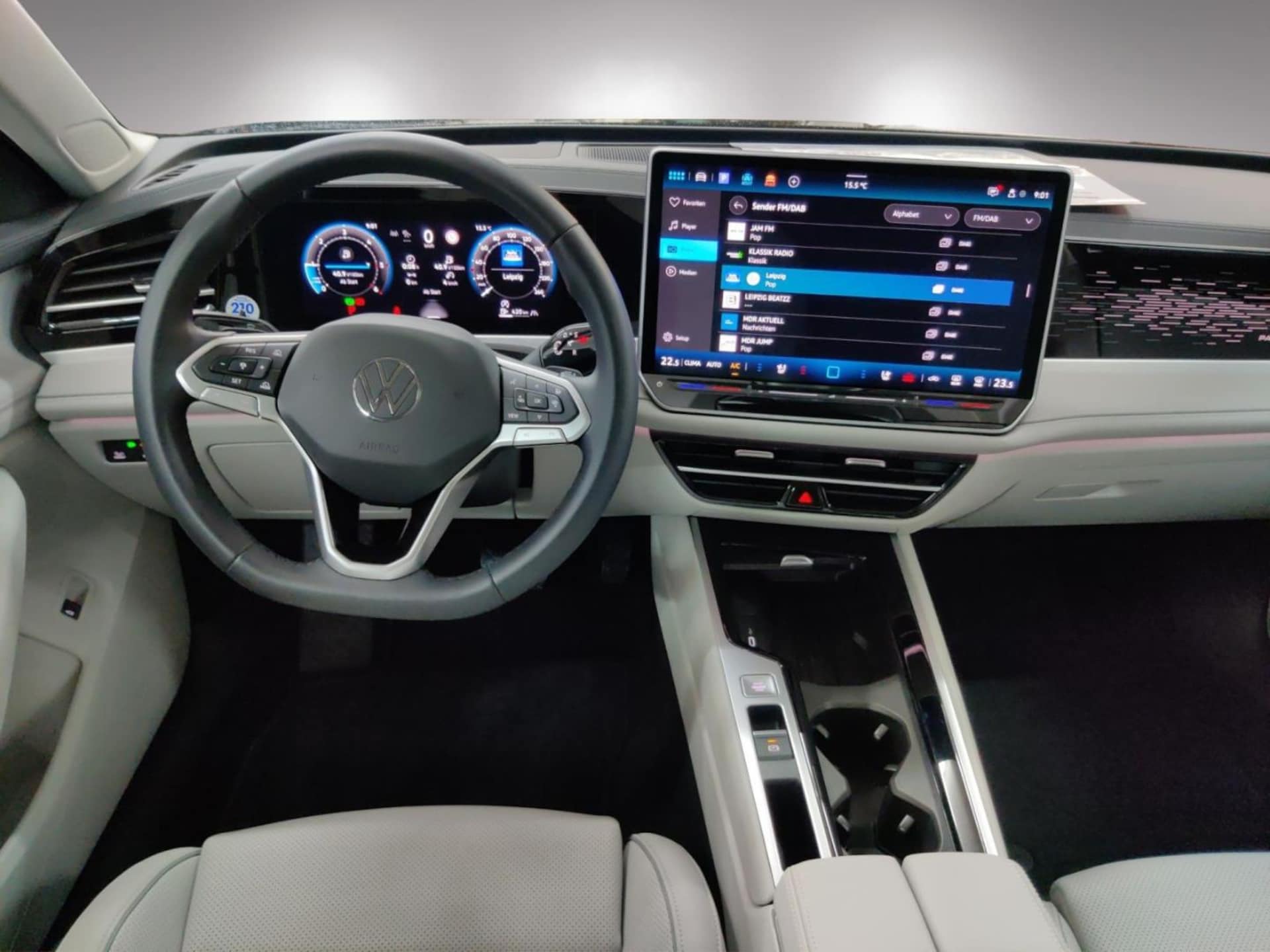 Volkswagen Passat Elegance