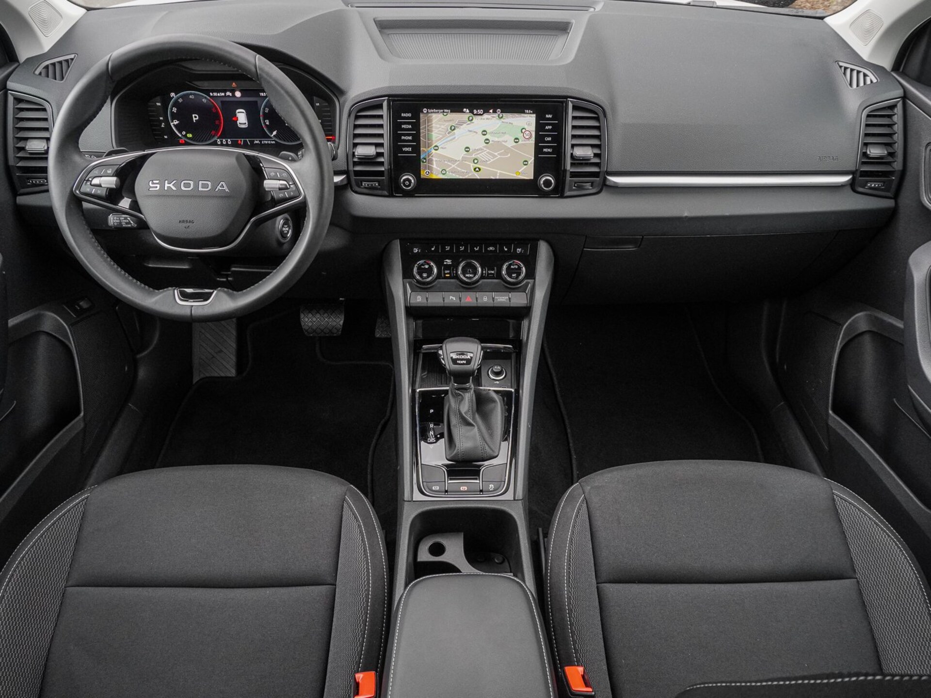 Skoda Karoq Tour