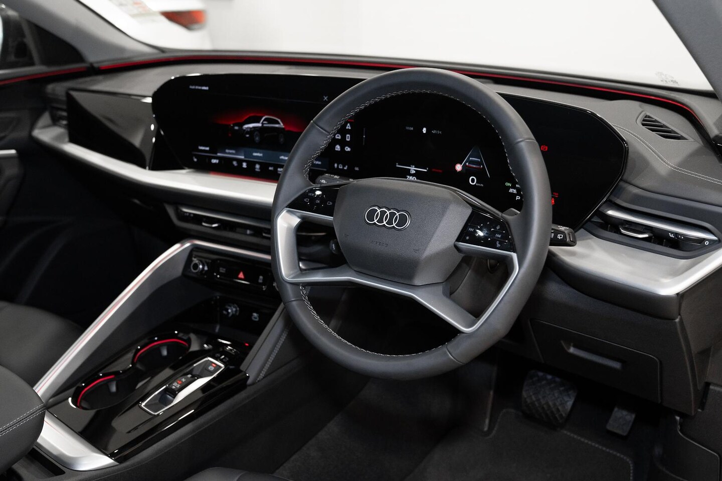 Image about Audi Q5 SUV TDI quattro 150 kW