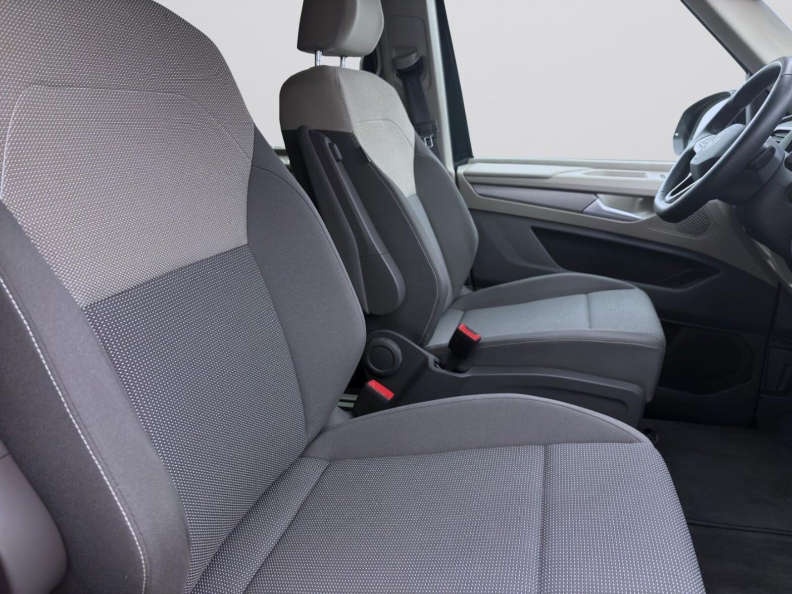 Volkswagen Multivan Langversion – Bild 16