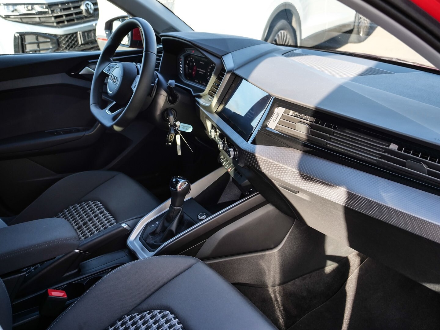 Bild über Audi A1 Sportback S line 30 TFSI S tronic - für weitere Informationen kontaktieren Sie den Audi Partner