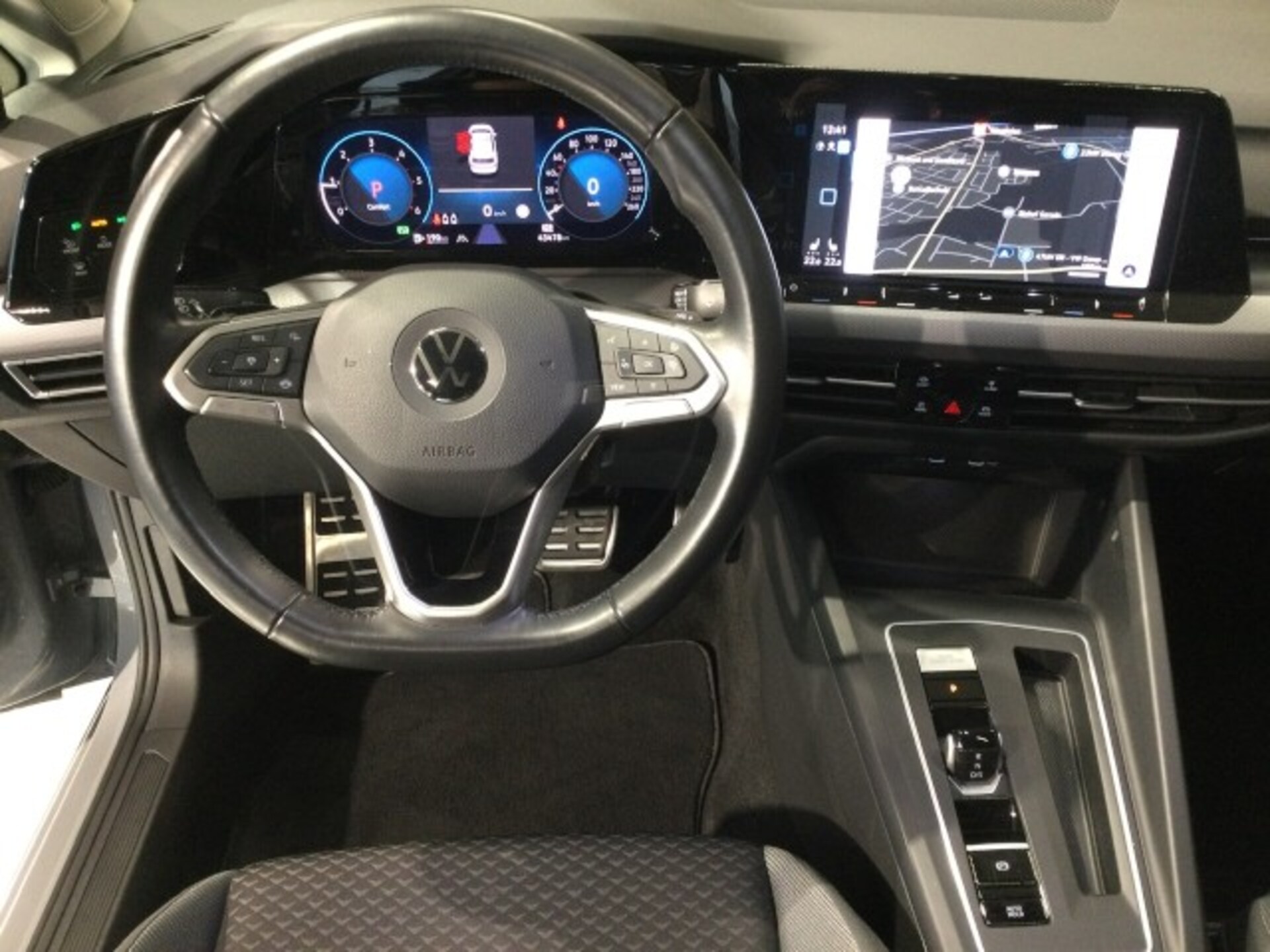 Volkswagen Golf Active