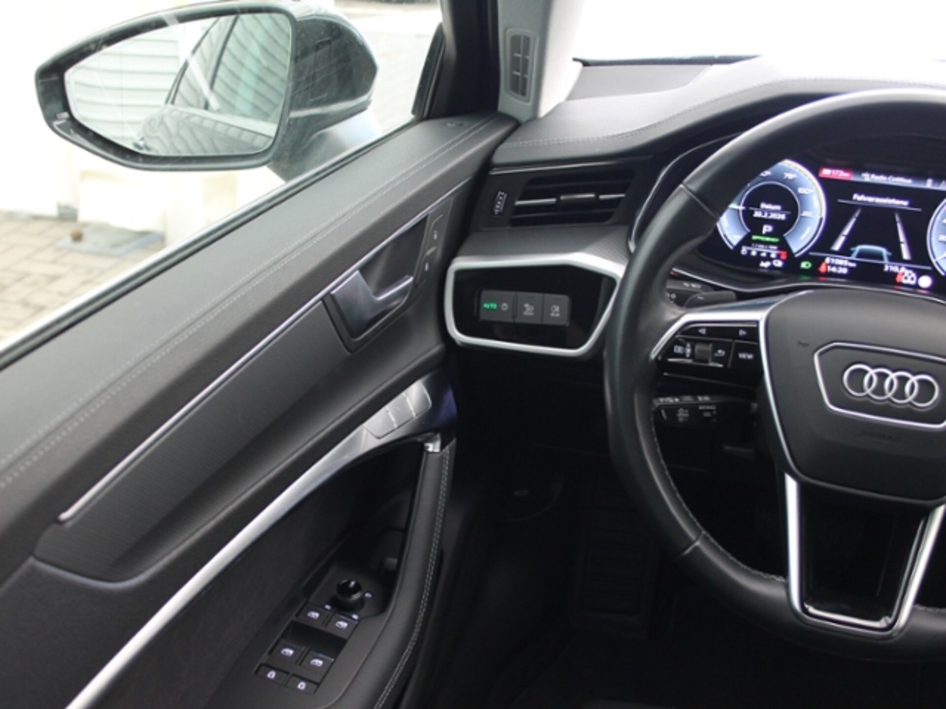 Audi A6 Avant TFSI e Design