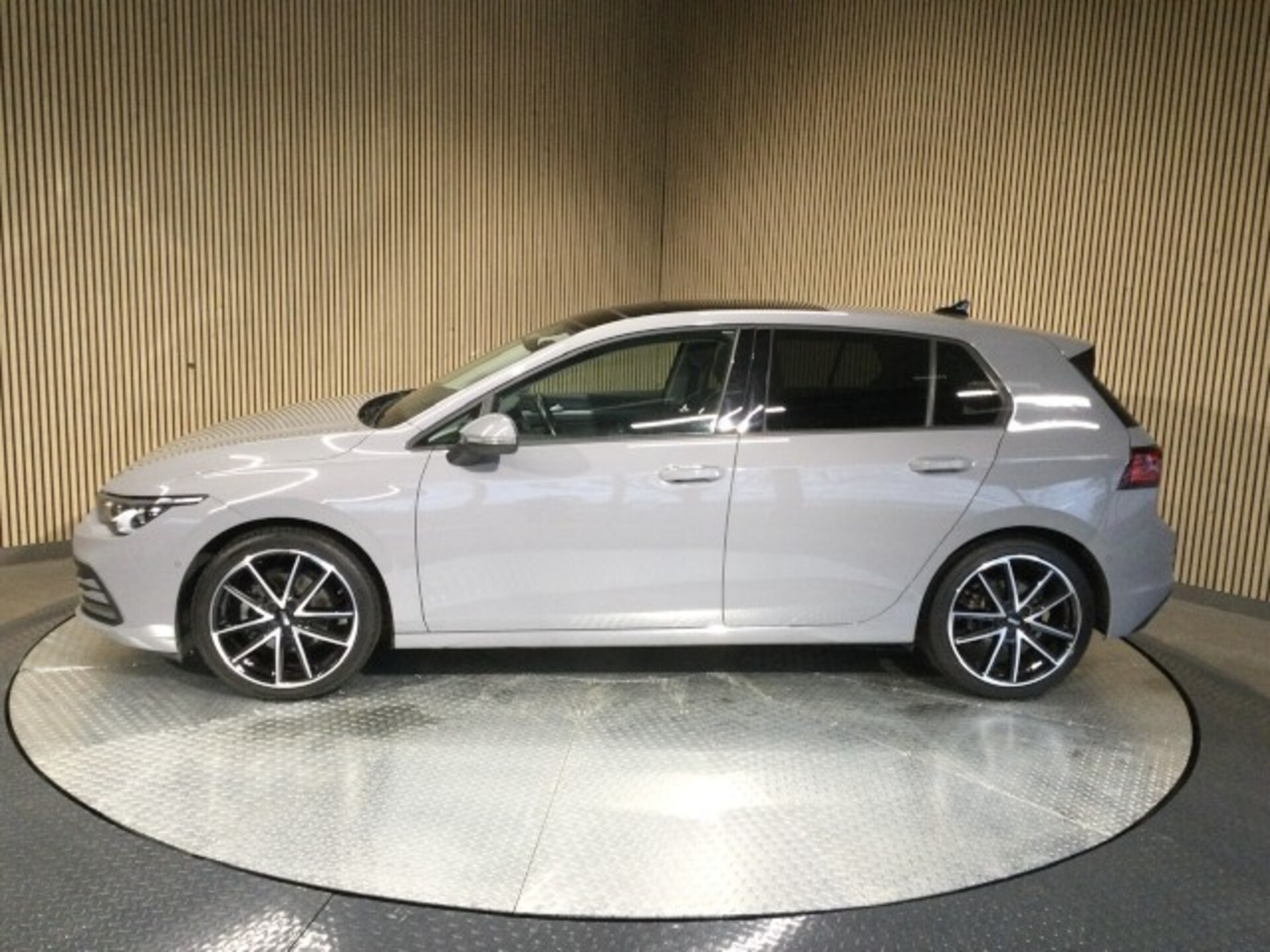 Volkswagen Golf Active