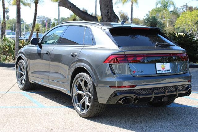2026 Audi RS Q8 SUV performance