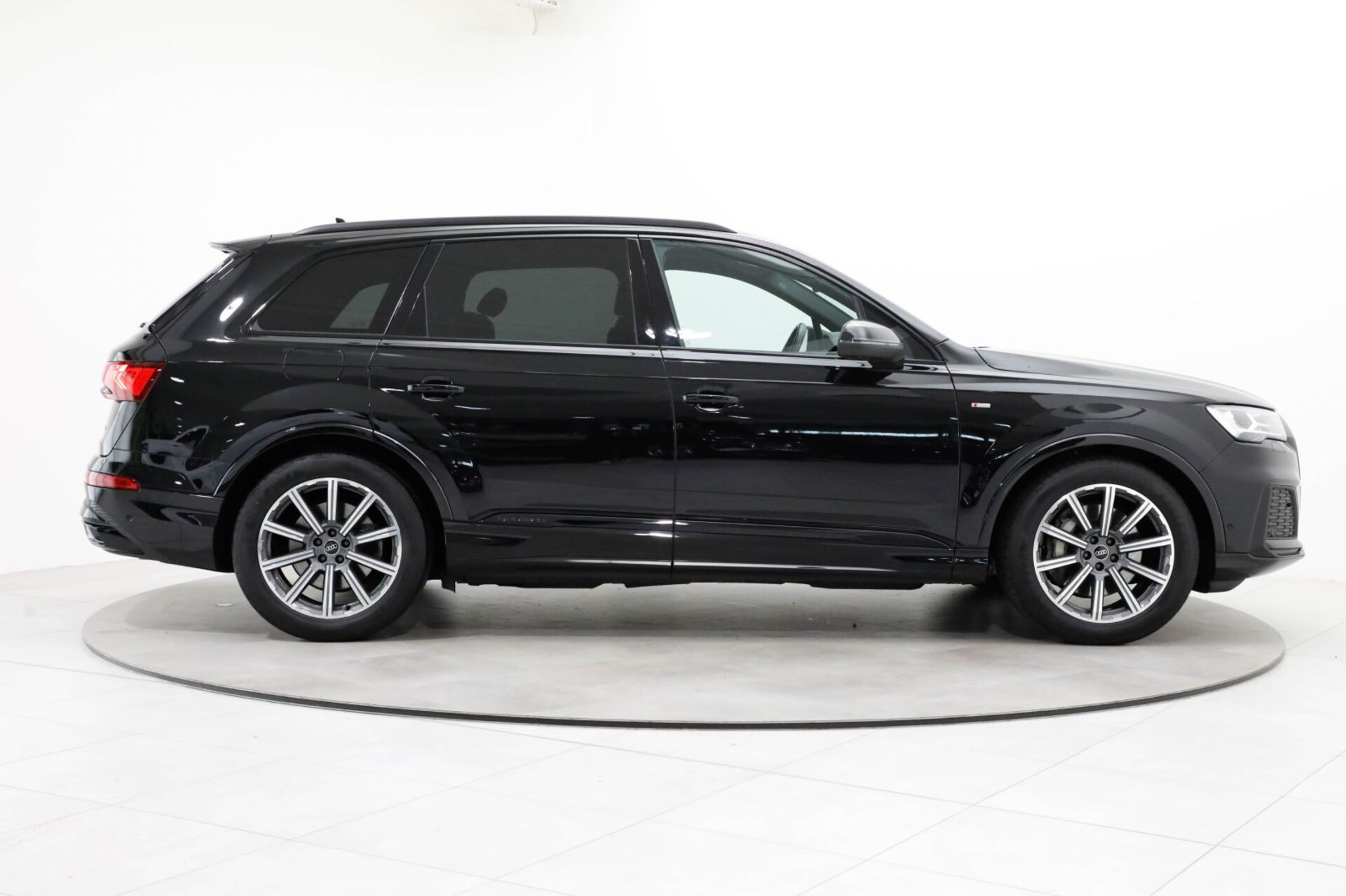 Audi Q7 SUV S line