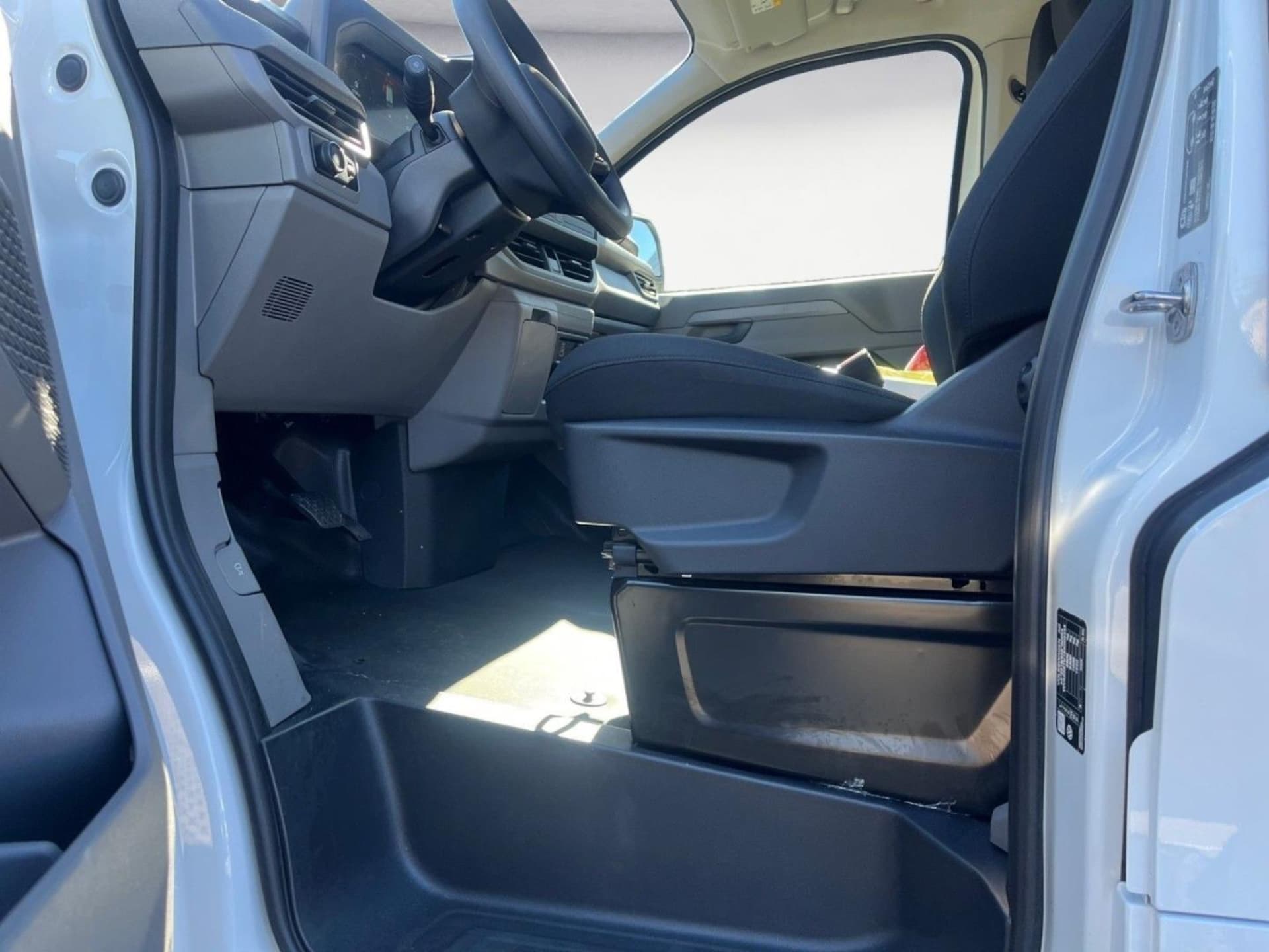 Volkswagen Transporter Kasten kurzer Radstand