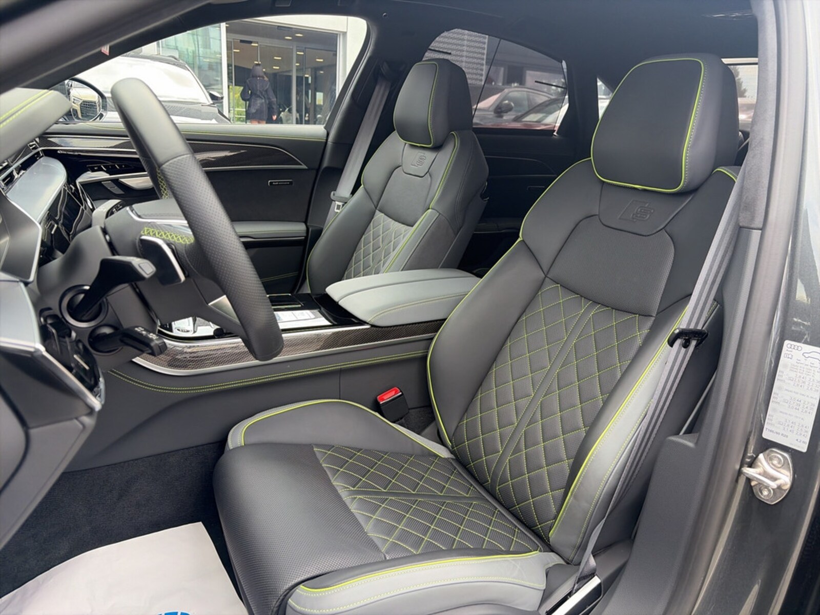 Audi A8 – Bild 17