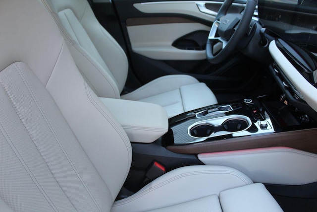2026 Audi A6 Premium Plus - Photo 24