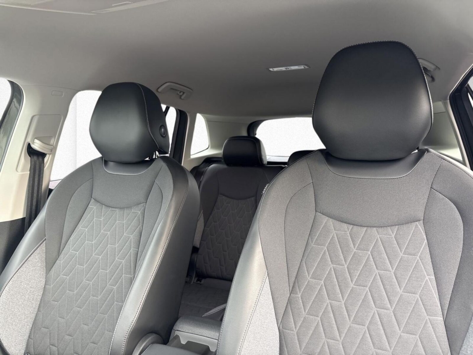 Volkswagen Tiguan – Bild 10