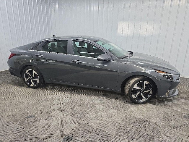 2023 Hyundai Elantra Hybrid