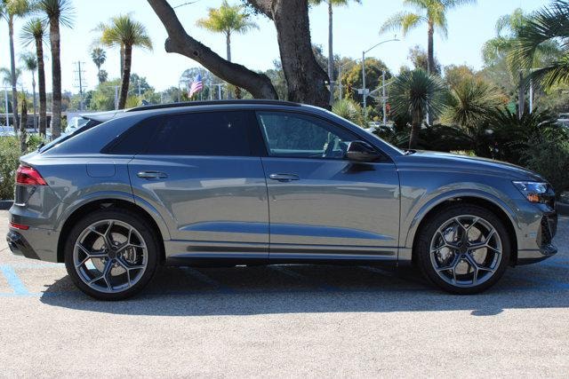 2026 Audi RS Q8 Base - Photo 6