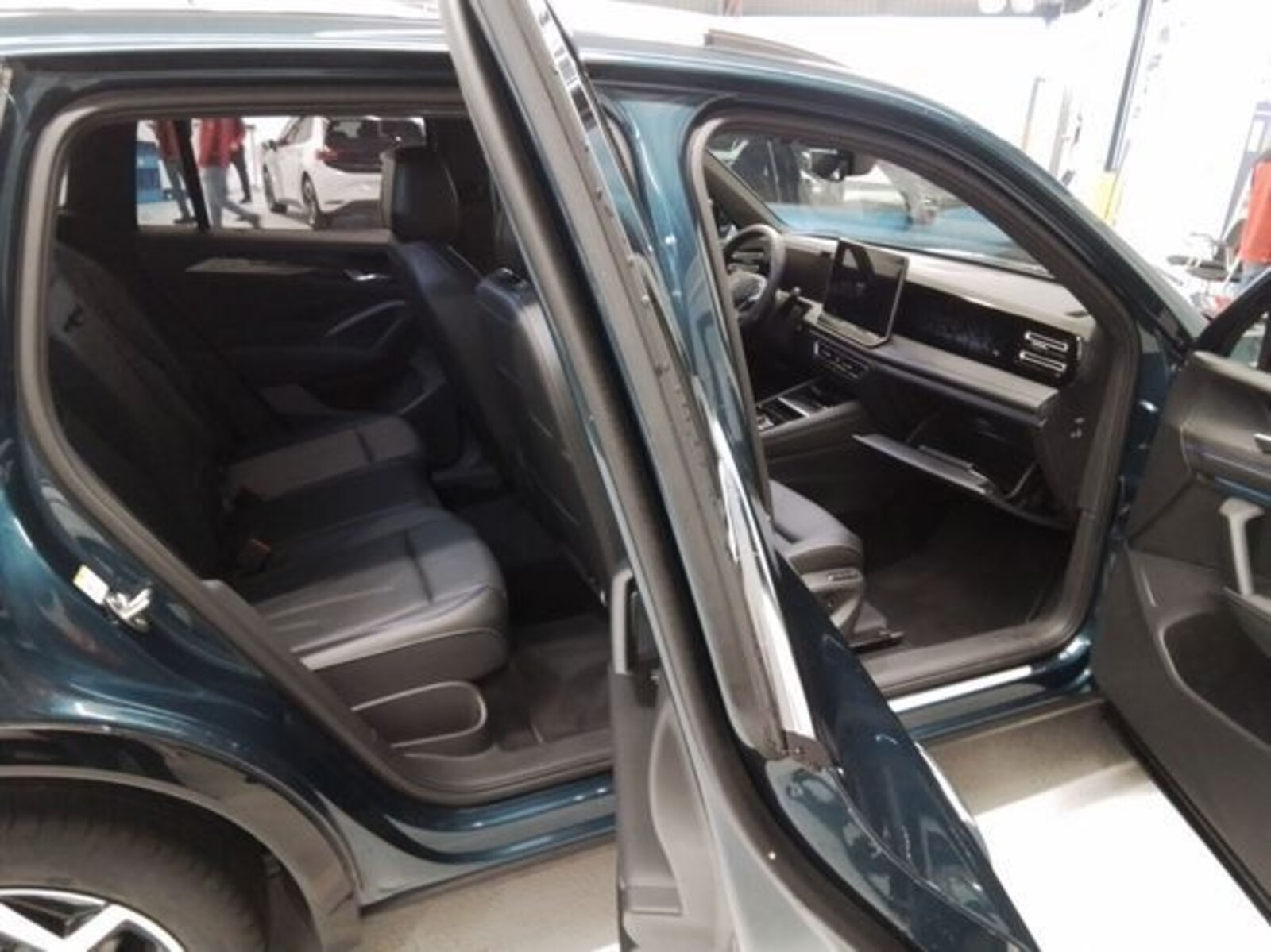 Volkswagen Tiguan – Bild 9