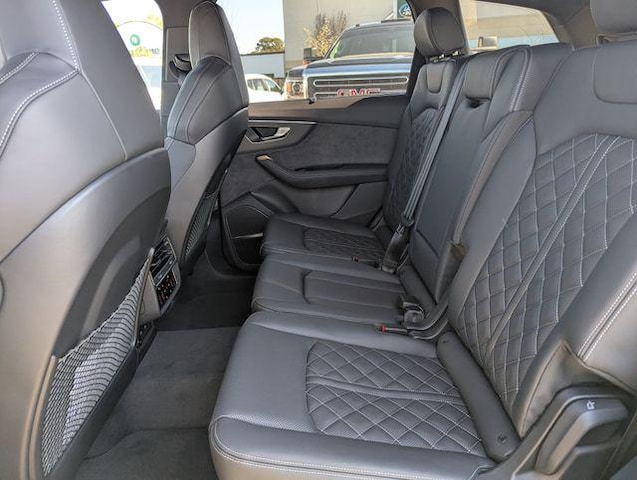 2026 Audi SQ7 Premium Plus - Photo 20