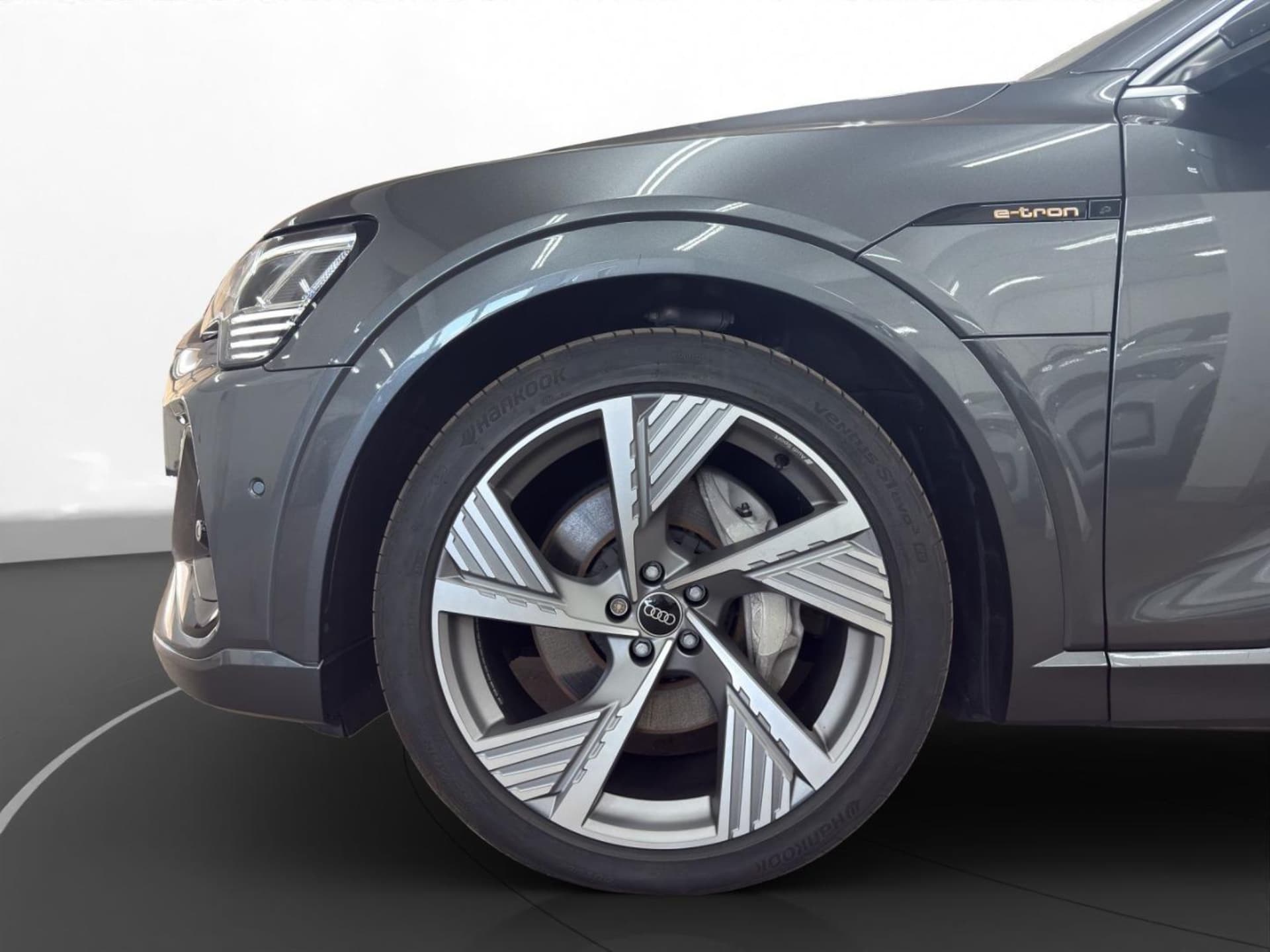Audi e-tron Sportback S line